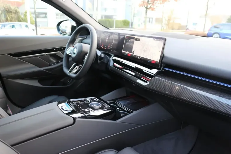 BMW 530 din 2025 cu 10 km - oferta BMW117252 - foto 12