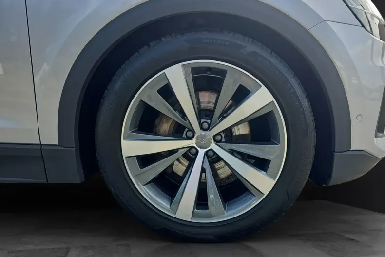 Audi Q8 din 2020 cu 87.500 km - oferta AUD117255 - foto 10