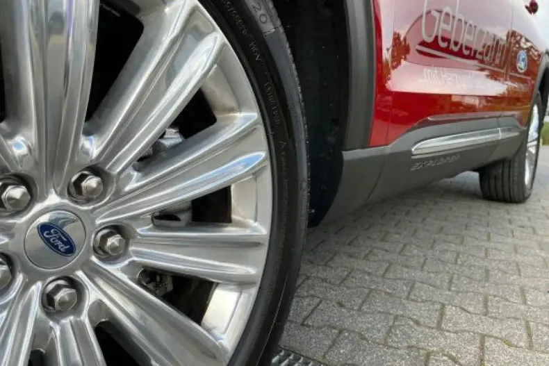 Ford Explorer din 2023 cu 28.205 km - oferta FOR117266 - foto 9