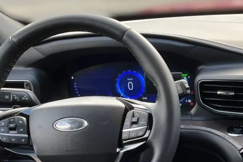 Ford Explorer din 2023 cu 28.205 km - oferta FOR117266 - foto 15