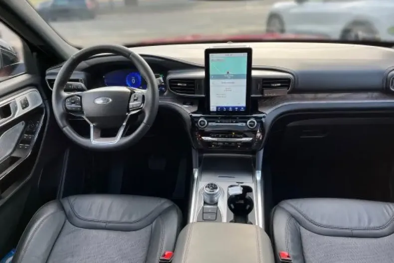 Ford Explorer din 2023 cu 28.205 km - oferta FOR117266 - foto 17