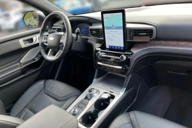 Ford Explorer din 2023 cu 28.205 km - oferta FOR117266 - foto 19