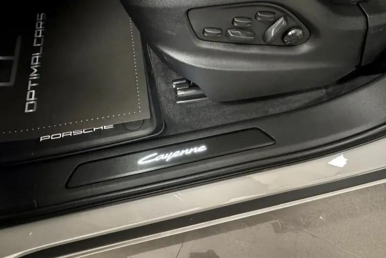 Porsche Cayenne din 2024 cu 1.500 km - oferta POR117270 - foto 10