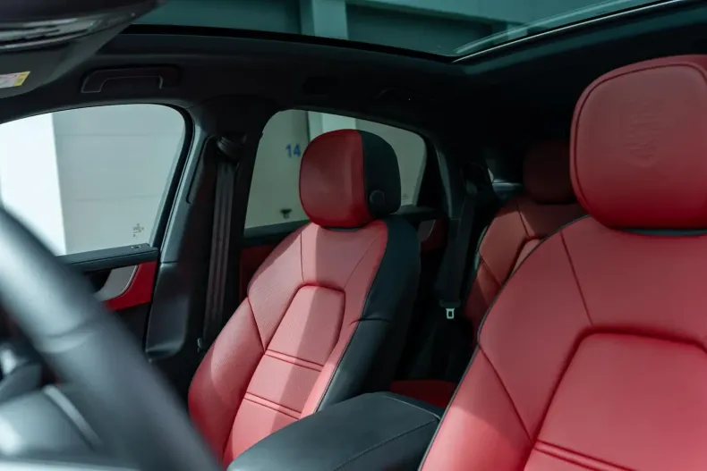 Porsche Cayenne din 2025 cu 25 km - oferta POR117272 - foto 17