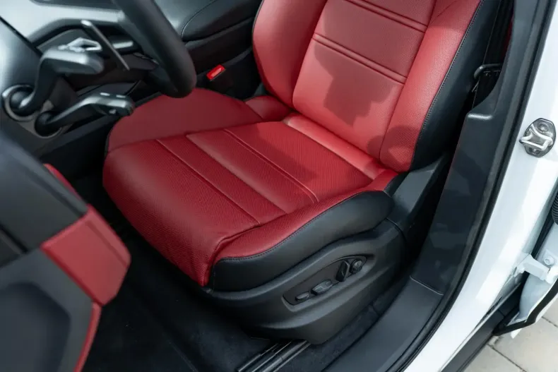 Porsche Cayenne din 2025 cu 25 km - oferta POR117272 - foto 24