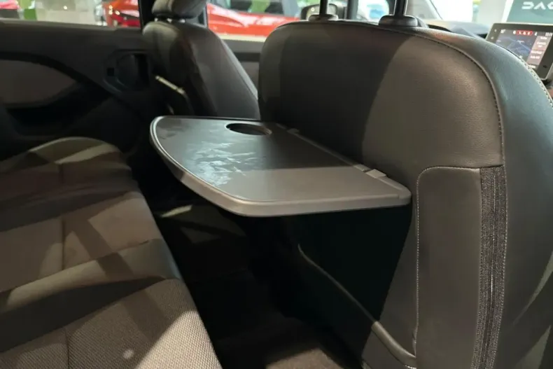 Renault Kangoo E-TECH din 2023 cu 2.843 km - oferta REN117274 - foto 15