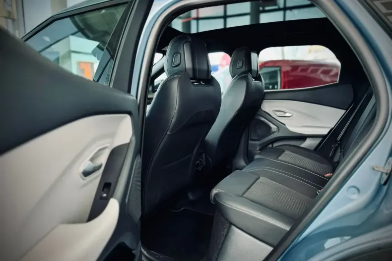 Ford Explorer din 2024 cu 3.000 km - oferta FOR117275 - foto 21