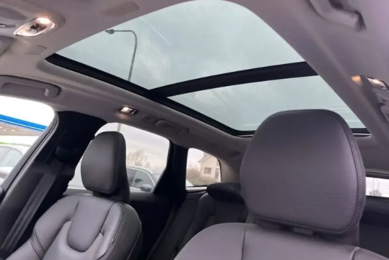 Volvo XC60 din 2020 cu 32.700 km - oferta VOL117277 - foto 19