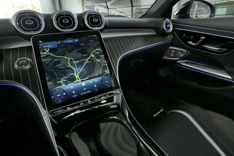 Mercedes-Benz CLE 300 din 2024 cu 10.800 km - oferta MER117282 - foto 5