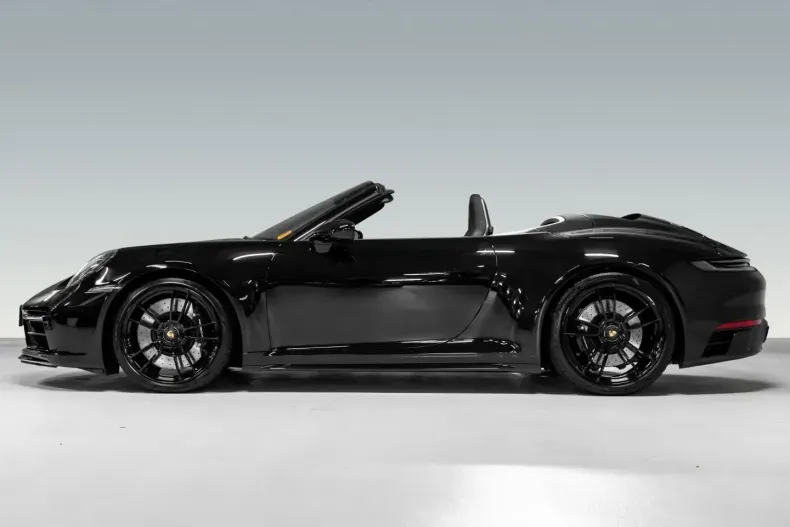 Porsche 992 din 2023 cu 7.400 km - oferta POR117287 - foto 2