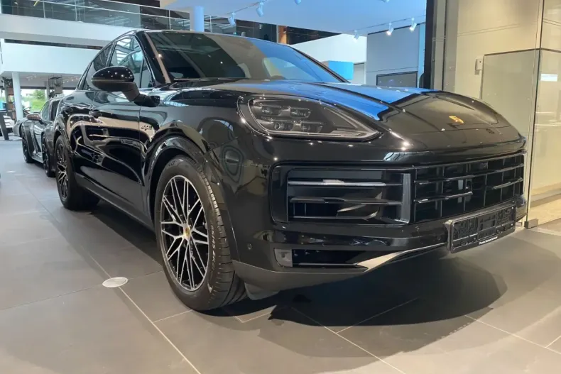 Porsche Cayenne din 2024 cu 6.000 km - oferta POR117289 - foto 2