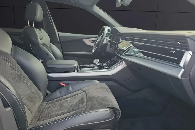 Audi Q8 din 2020 cu 87.500 km - oferta AUD117291 - foto 13