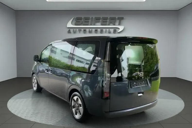 Hyundai STARIA din 2024 cu 5.900 km - oferta HYU117305 - foto 2