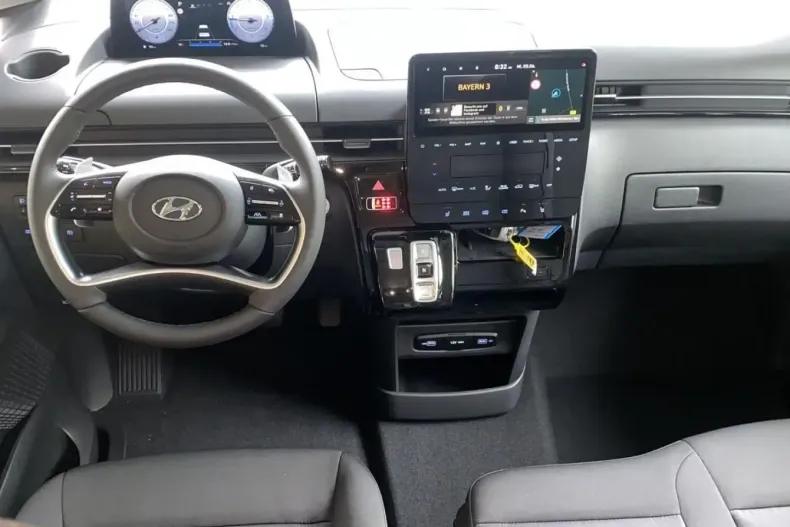 Hyundai STARIA din 2024 cu 5.900 km - oferta HYU117305 - foto 10