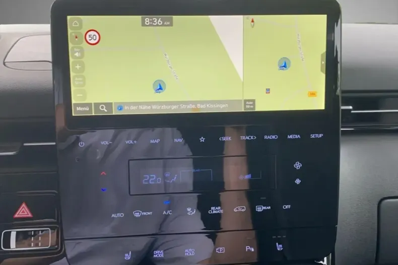 Hyundai STARIA din 2024 cu 5.900 km - oferta HYU117305 - foto 11