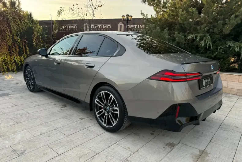 BMW 520 din 2024 cu 24.800 km - oferta BMW117307 - foto 6