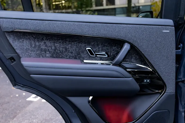 Land Rover Range Rover Sport din 2023 cu 3.620 km - oferta LAN117313 - foto 15