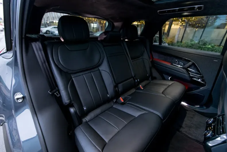 Land Rover Range Rover Sport din 2023 cu 3.620 km - oferta LAN117313 - foto 18