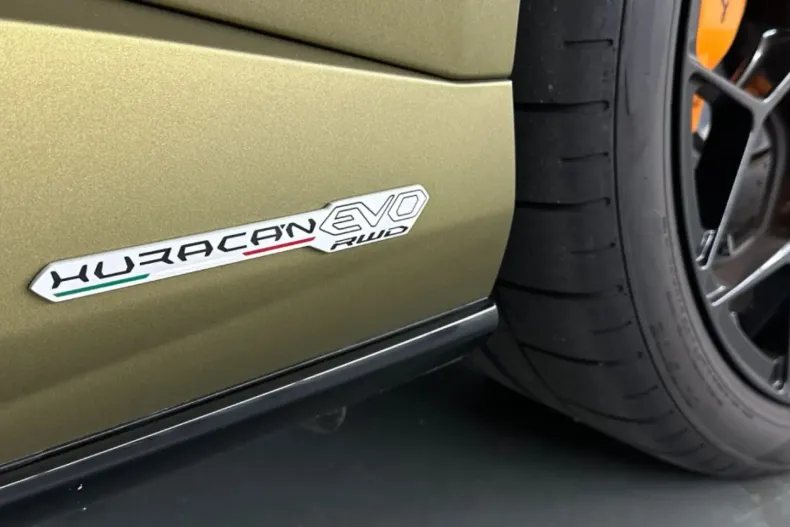 Lamborghini Huracán din 2023 cu 8.850 km - oferta LAM117314 - foto 13