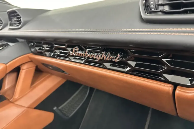 Lamborghini Huracán din 2023 cu 8.850 km - oferta LAM117314 - foto 15