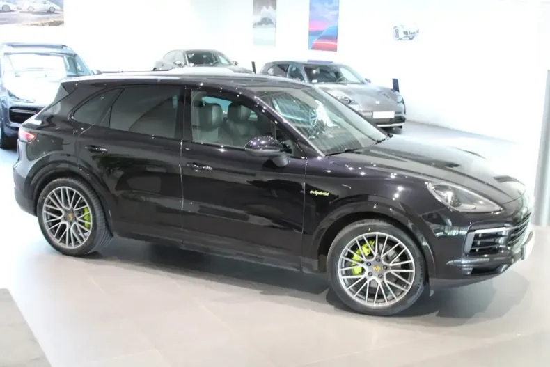 Porsche Cayenne din 2020 cu 91.500 km - oferta POR117320 - foto 2
