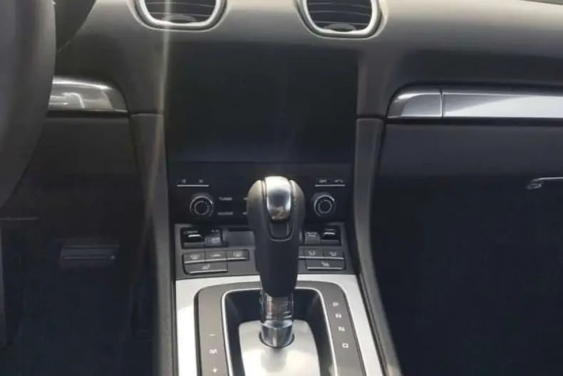 Porsche Cayman din 2024 cu 16.900 km - oferta POR117337 - foto 7