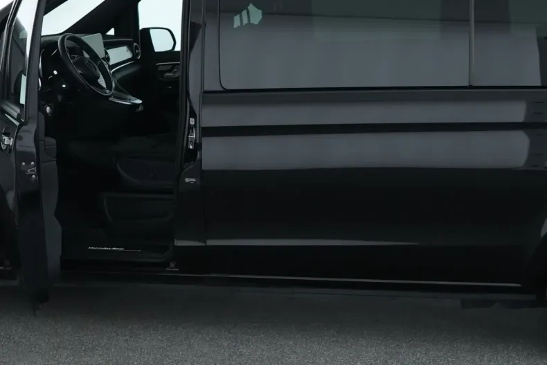 Mercedes-Benz V 300 din 2024 cu 59.321 km - oferta MER117340 - foto 8