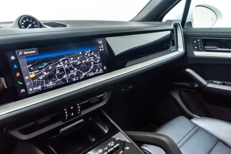 Porsche Cayenne din 2024 cu 11.907 km - oferta POR117355 - foto 10