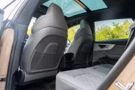 Audi Q8 din 2025 cu 9.900 km - oferta AUD117357 - foto 17