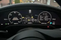 Porsche Taycan din 2021 cu 39.550 km - oferta POR117359 - foto 9