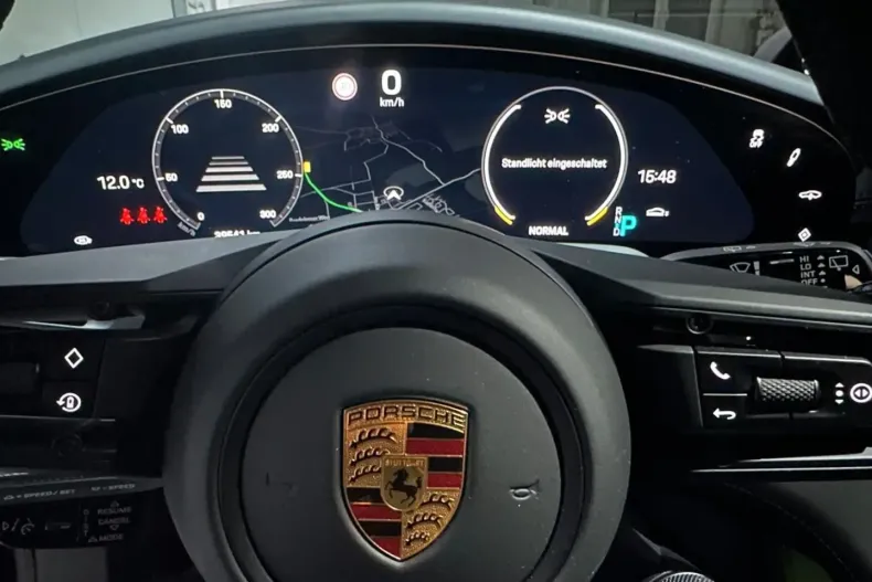 Porsche Taycan din 2021 cu 39.550 km - oferta POR117359 - foto 12