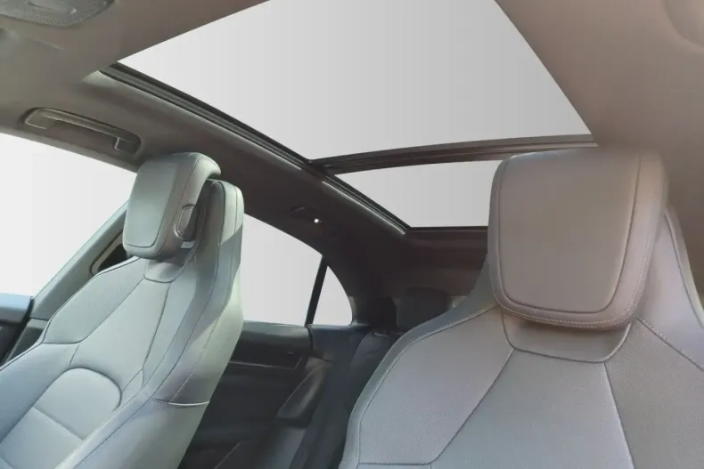 Porsche Macan din 2024 cu 9.473 km - oferta POR117363 - foto 8