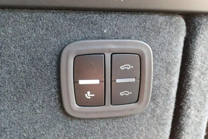 Porsche Macan din 2024 cu 9.473 km - oferta POR117363 - foto 14