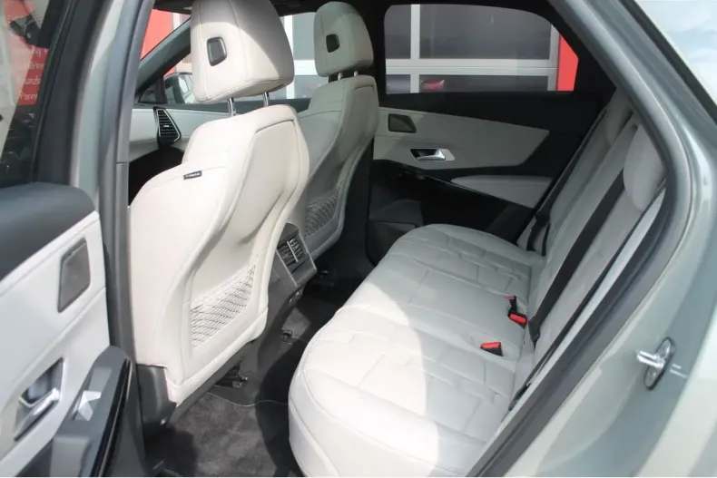 DS Automobiles DS 7 Crossback din 2024 cu 49.695 km - oferta DSA117372 - foto 8