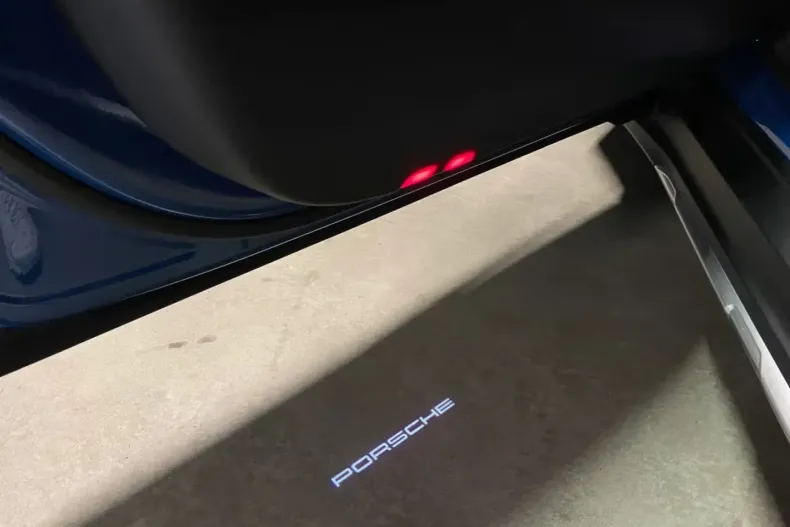 Porsche Taycan din 2021 cu 87.000 km - oferta POR117375 - foto 9