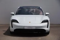 Porsche Taycan din 2022 cu 15.926 km - oferta POR117377 - foto 2