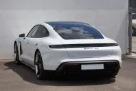 Porsche Taycan din 2022 cu 15.926 km - oferta POR117377 - foto 4