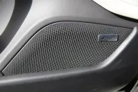 Porsche Taycan din 2022 cu 15.926 km - oferta POR117377 - foto 14