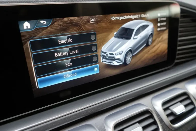 Mercedes-Benz GLE 350 din 2021 cu 46.300 km - oferta MER117380 - foto 47