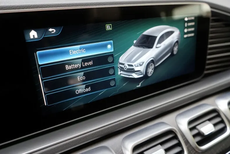 Mercedes-Benz GLE 350 din 2021 cu 46.300 km - oferta MER117380 - foto 48