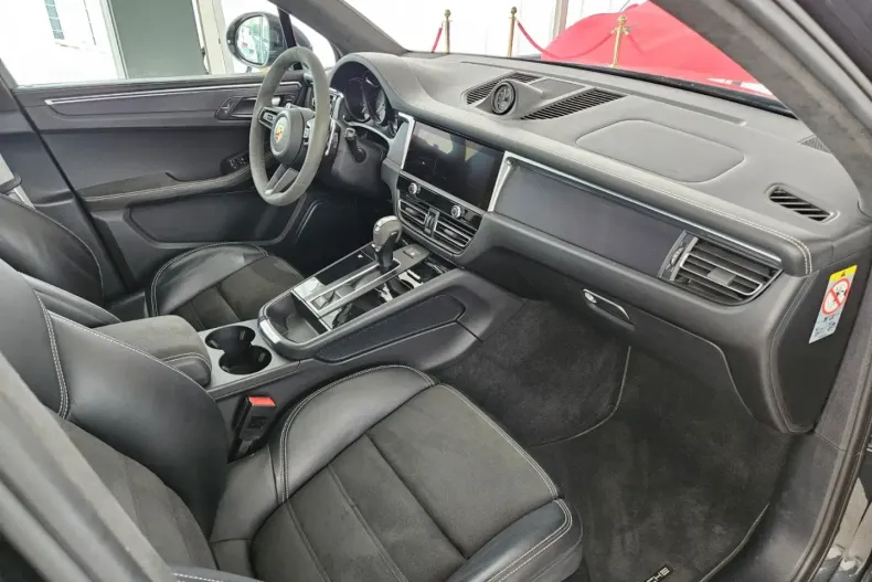 Porsche Macan din 2022 cu 71.000 km - oferta POR117384 - foto 12