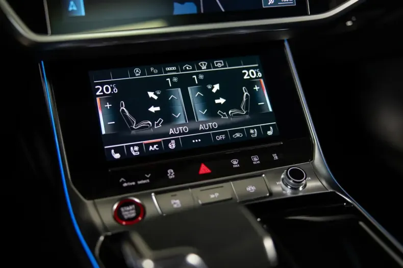 Audi RS6 din 2024 cu 24.139 km - oferta AUD117409 - foto 26