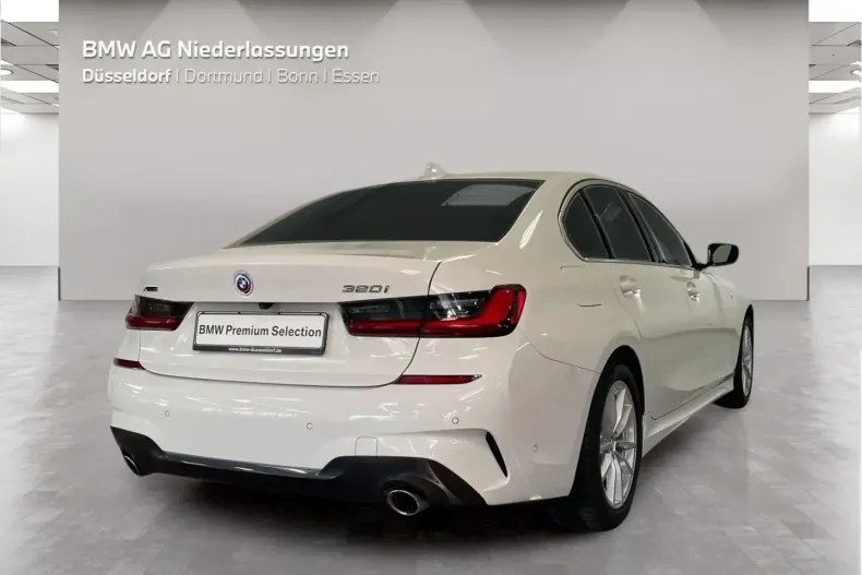 BMW 320 din 2022 cu 57.003 km - oferta BMW117411 - foto 2