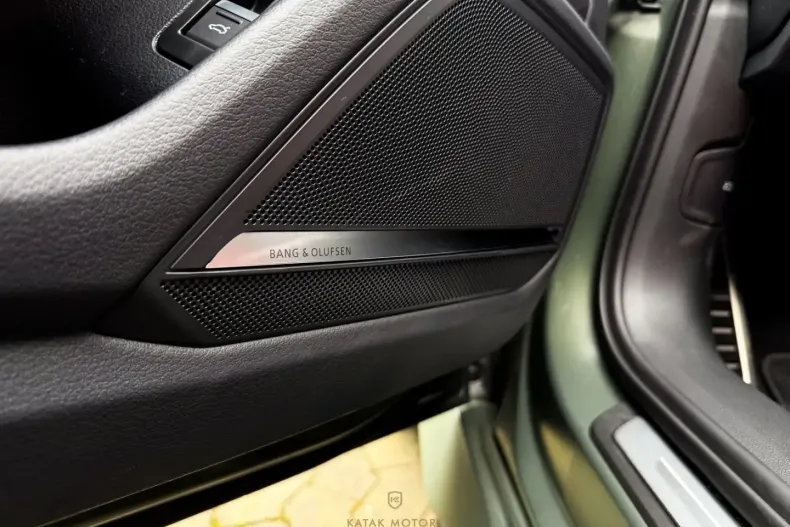 Audi RS6 din 2024 cu 61.622 km - oferta AUD117412 - foto 16