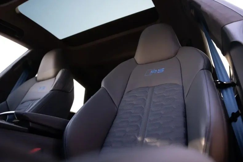 Audi RS7 din 2024 cu 15.900 km - oferta AUD117417 - foto 13