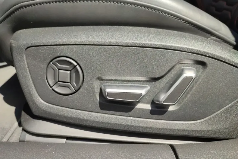 Audi RS7 din 2024 cu 24.894 km - oferta AUD117419 - foto 12