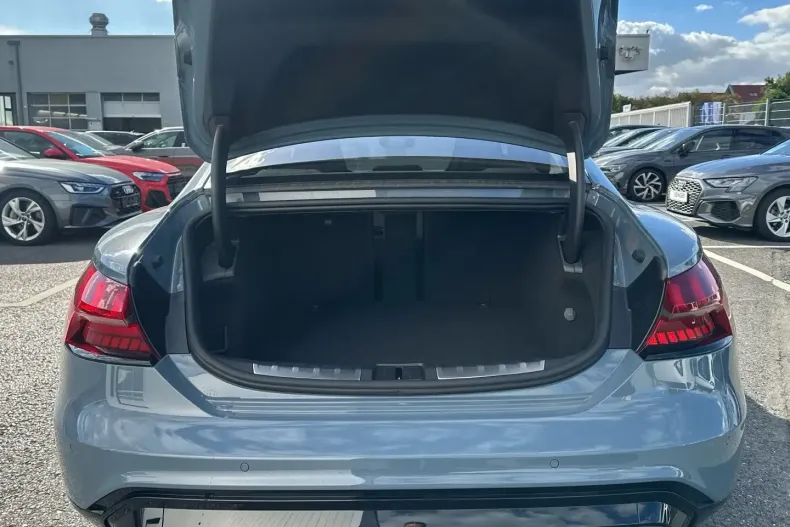 Audi RS e-tron GT din 2024 cu 16.453 km - oferta AUD117422 - foto 12