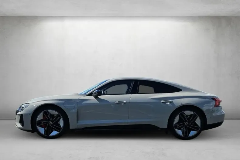 Audi e-tron GT din 2024 cu 21.365 km - oferta AUD117424 - foto 1