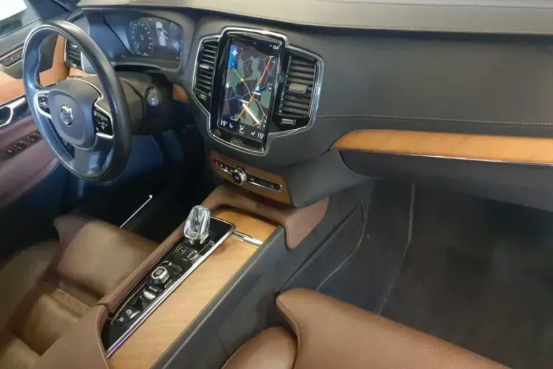 Volvo XC90 din 2020 cu 85.867 km - oferta VOL117428 - foto 6