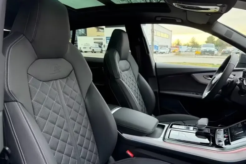 Audi Q8 din 2025 cu 10 km - oferta AUD117429 - foto 8